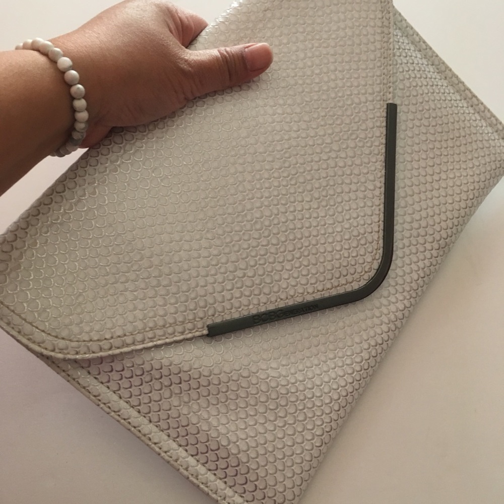 BCBGeneration envelope purse